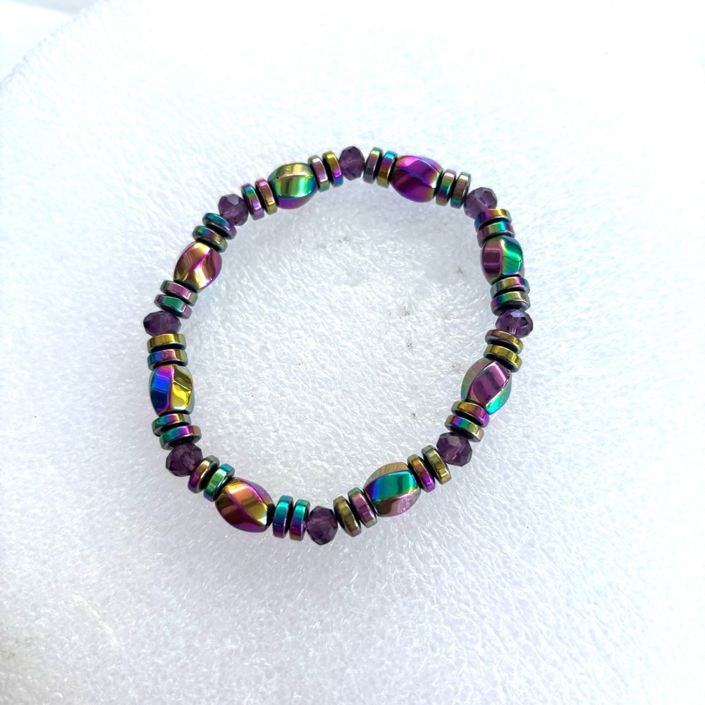 Multicolor iridescent Stone Beaded Bracelet NWT - Picture 3 of 6